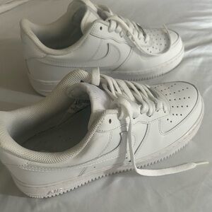 .Nike Air Force One